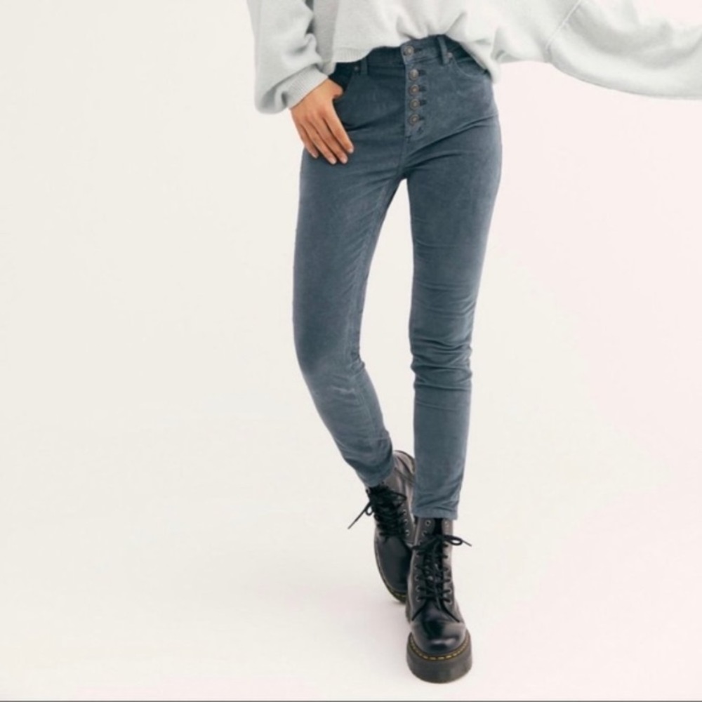 NWT FREE PEOPLE morning waves buttonfly cord pants
